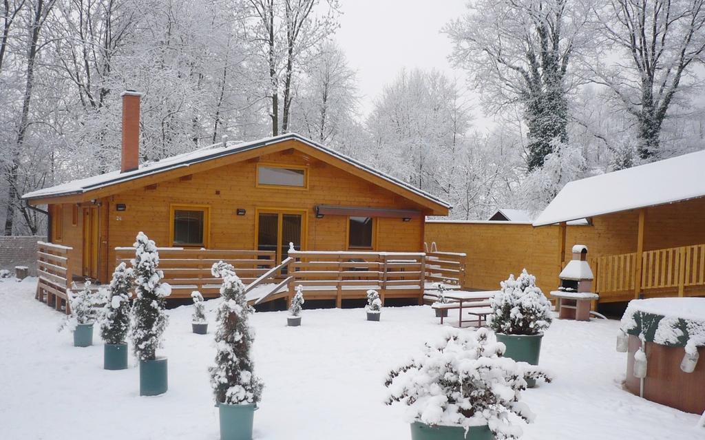 Chaty pod Sokolím Hřbetem Česká Ves Exteriér fotografie